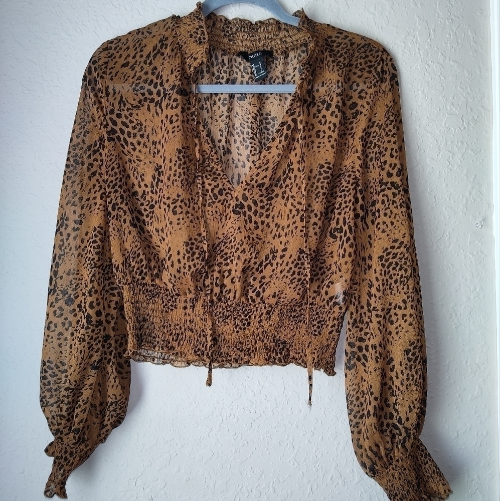 Forever 21 Cheetah Print Crop Elastic Top size L